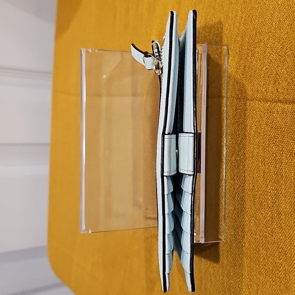 Kate Spade, Laurel Way Stacy Wallet, EUC - Picture 12 of 16